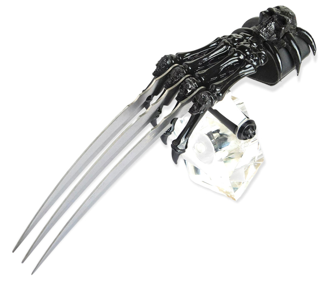 Skull of Death Gauntlet Hand Wolverine Claw Blades Grip Dagger - AnyTime Blades